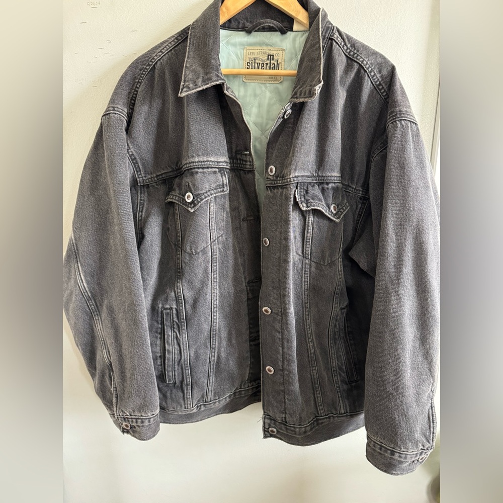 Levi’s Silver Tab men’s quilted lined Trucker jacket size XL